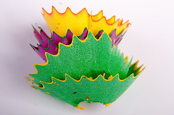 포토 JPG 해외이미지 분홍색 백그라운드 색연필 미술 사람없음 목재 빨간색 초록색 파란색 컬러풀 갈색 노란색 보라색 오브젝트 날카로움 스펙트럼 해외202004 해외포토 나무 컬러 재료 문화예술 학용품 파일형식