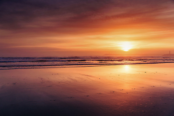 포토 JPG 해외이미지 바다 여행 백그라운드 겨울 자연 하늘 풍경 사람없음 야외 빨간색 빛 햇빛 태양 반사 노란색 일출 맑음 일몰 포르투갈 수평선 해외202004 해외포토 자연요소 계절 유럽 컬러 날씨 노을 생태계 파일형식