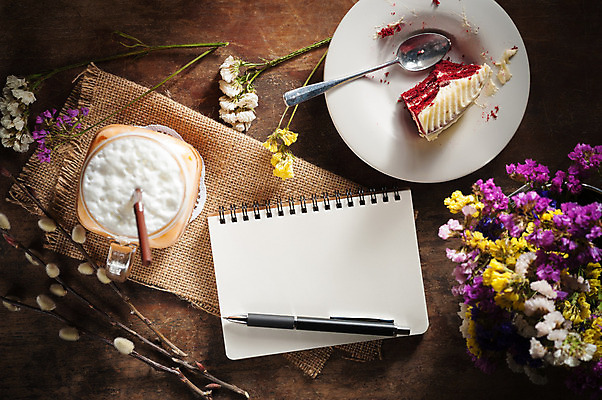 포토 JPG 해외이미지 디자인 종이 음료 벽 백그라운드 비즈니스 텍스트 벽지 아이디어 직장 사람없음 목재 책 스터디 연필 펜 갈색 우주 케이크 다이어리 쪽지 공책 공백 카페 빵집 수확 시골 기록 오픈 그리기 닫기 잡지 문서 페이지 시트 패널 패드 소셜네트워크 조언 힙스터 해외202004 해외포토 나무 패션 컬러 컨셉 농업 회사 재료 모션 문구용품 학용품 디저트 간행물 학습 필기구 상점 사무용품 파일형식