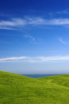포토 JPG 해외이미지 하늘 날씨 풍경 잔디 초원 사람없음 야외 초록색 햇빛 태양 봄 해외202004 해외포토 자연요소 식물 계절 컬러 파일형식