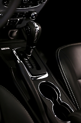 포토 JPG 해외이미지 손 디자인 이동 의자 교통시설 자동차 실내 사람없음 내부 컵 세로 달리기 금속 검은색 어둠 힘 소리 운전 잡기 바퀴 막대기 수술 운전사 우아함 콘센트 바느질 주차 가죽 통제 속도 각도 전염 승객 시스템 멀티미디어 위로 계기판 단절 바늘땀 보유 자동 제어 조작 스타일 해외202004 해외포토 직업 식기 육상교통 컬러 가구 교통 컨셉 모션 재질 신체부위 질병 시설 감염 파일형식