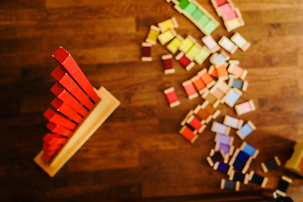 포토 JPG 해외이미지 학생 교육 종이 어린이 백그라운드 컨셉 교실 학교 탁자 성공 문구용품 새로움 기술 창조 사람없음 목재 책 학습 세트 컬러풀 우주 탑 블록 유치원 머그컵 기구 공구 시간 그룹 강의 심플 경영 방법 업그레이드 해외202004 해외포토 나무 건축물 컬러 가구 비즈니스 재료 사람 컵 도구 오브젝트 파일형식