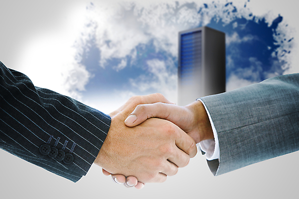 포토 JPG 해외이미지 손 비즈니스 악수 신체부위 컴퓨터그래픽 탑 디지털 자료 거래 인사 비즈니스맨 네트워크 연결 시스템 데이터베이스 서버 해외202004 해외포토 건축물 남자 사람 손짓 그래픽 예절 직장인 파일형식