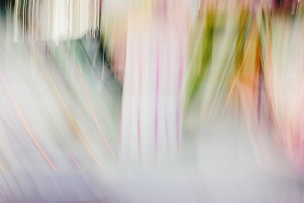 포토 JPG 해외이미지 여행 백그라운드 이동 컨셉 비즈니스 모션 벽지 추상 전등 건강 사람없음 아웃포커스 빛 컬러풀 약 산책로 도시 센터 소프트포커스 속도 보케 펑키 빛망울 과속 광 방사형 블러 효과 해외202004 해외포토 길 컬러 무늬 의학 조명 촬영기법 파일형식