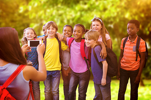 포토 JPG 해외이미지 나무 식물 백인 학생 공원 여자 교육 남자 행복 어린이 포즈 잎 통신 학교 자연 휴식 초등학교 미소 풍경 소년 초원 여러명 초록색 스마트폰 학습 평화 검은색 사진촬영 유치원 자유 탐험 성장 전원 잡기 홀 복도 고독 디지털카메라 연결 땅 인도인 무선전화기 전화기 신학기 그림 다이얼 내추럴 도피 개발 초보 혼혈 해외202004 해외포토 서양인 외국인 공공시설 감정 컬러 다수 컨셉 모션 표정 사람 동양인 핸드폰 스마트기기 카메라 촬영 공간 전기에너지 생태계 다문화 파일형식