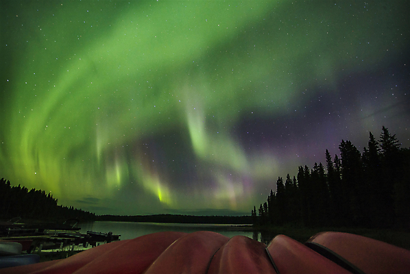 포토 JPG 해외이미지 하늘 풍경 사람없음 야외 빛 어둠 야간 북극 오로라 해외202004 SF 해외포토 자연요소 자연현상 극지방 파일형식