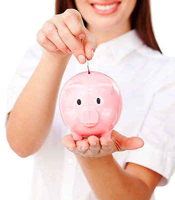 포토 JPG 해외이미지 응시 여자 한명 미소 들기 사람 근접촬영 상반신 성인 앞모습 금융 동전 저축 돼지저금통 잡기 비즈니스우먼 흰배경 성인여자한명만 해외202004 해외포토 1 시선 뷰포인트 백그라운드 돈 비즈니스 모션 표정 경제 저금통 흰색 직장인 여자한명만 성인여자만 파일형식