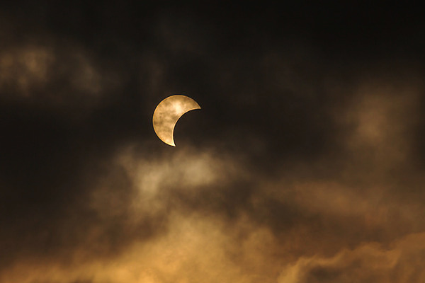 포토 JPG 해외이미지 구름 지구 과학 자연 하늘 그림자 사람없음 햇빛 달 원형 해외202004 SF 해외포토 자연요소 도형 태양 생태계 파일형식