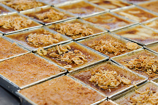 포토 JPG 해외이미지 음식 태국 디저트 요리 동양인 사람없음 갈색 달콤 크림 커스터드 태국음식 핸드메이드 해외202004 해외포토 아시아 컬러 인종 맛 동양음식 파일형식