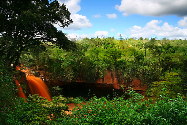 포토 JPG 해외이미지 나무 구름 계절 공원 호수 야생동물 여행 아프리카 자연 하늘 휴가 산 풍경 사람없음 야외 물 여름 파란색 강 평화 환경 봄 폭포 젖음 가을 바위 개울 황무지 동굴 보호 숲 땅 에코 장면 암초 케냐 서식지 남쪽 웅장함 전국 그리너리 해외202004 해외포토 자연요소 식물 동물 공공시설 나라 컬러 컨셉 돌_바위 방향 생태계 파일형식 트랜드컬러
