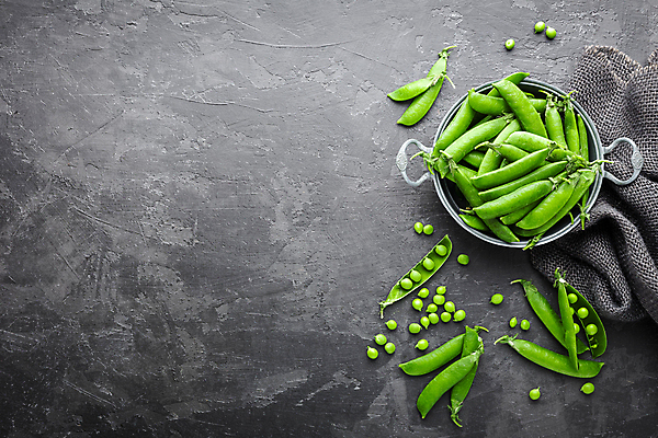 포토 JPG 해외이미지 실내 사람없음 하이앵글 냄비 완두콩 카피스페이스 해외202004 해외포토 뷰포인트 콩 내부 공백 솥 파일형식