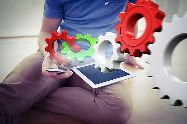 포토 JPG 해외이미지 백인 남자 산업 비즈니스 부분 직장 한명 들기 사람 앉기 상반신 20대 앞모습 스마트폰 태블릿 사무실 디지털 스크린 기계 터치 흰색 잡기 비즈니스맨 톱니바퀴 기어 터치스크린 성인남자한명만 해외202004 해외포토 서양인 1 뷰포인트 컬러 회사 모션 청년 전자제품 핸드폰 스마트기기 직장인 남자한명만 성인남자만 파일형식