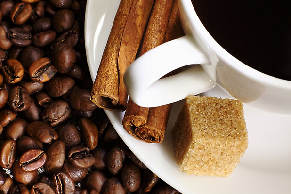 포토 JPG 해외이미지 접시 커피 음료 음식 탁자 따뜻함 사람없음 컵 갈색 검은색 거품 카페 머그컵 흰색 뜨거움 낟알 컵받침 카푸치노 에스프레소 모카 카페인 해외202004 해외포토 식기 컬러 가구 상점 받침대 파일형식