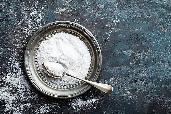 포토 JPG 해외이미지 음식 바다 백그라운드 재료 탁자 요리 사람없음 목재 금속 숟가락 흰색 양념 조미료 크리스탈 향신료 소금 결정체 흙더미 내추럴 카피스페이스 해외202004 해외포토 나무 컬러 가구 재질 수저 흙 공백 광석 향미료 파일형식 더미