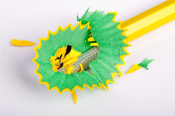 포토 JPG 해외이미지 분홍색 백그라운드 색연필 미술 사람없음 목재 빨간색 초록색 파란색 컬러풀 갈색 노란색 보라색 오브젝트 날카로움 스펙트럼 해외202004 해외포토 나무 컬러 재료 문화예술 학용품 파일형식