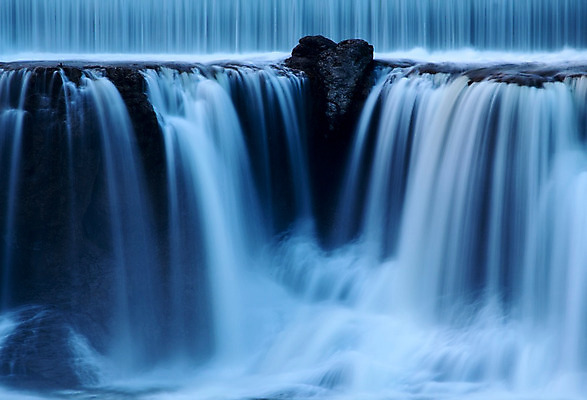 포토 JPG 해외이미지 공원 여행 자연 풍경 사람없음 야외 물 강 골짜기 미국 폭포 흐름 가을 뱀 댐 태평양 북쪽 해외202004 해외포토 자연요소 계절 공공시설 바다 컨셉 북아메리카 파충류 방향 생태계 파일형식