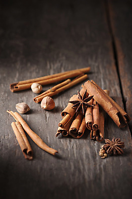 포토 JPG 해외이미지 음식 백그라운드 재료 탁자 건조 요리 사람없음 장식 갈색 주방 조미료 향신료 향 시나몬 해외202004 해외포토 컬러 가구 향미료 파일형식