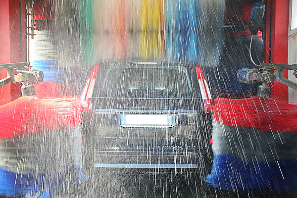 포토 JPG 해외이미지 컨셉 자동차 실내 사람없음 물 기계 붓 바퀴 씻기 회전 롤러 분무기 샴푸 대걸레 자동 해외202004 해외포토 자연요소 육상교통 내부 위생용품 청결 청소도구 파일형식