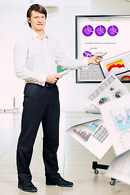 포토 JPG 해외이미지 직업 학생 교육 남자 컨셉 비즈니스 사업가 통계 성공 그래프 선물 한명 그래픽 학습 사무실 스크린 모니터 교사 텔레비전 자료 전시 성장 비즈니스맨 발표 계획 심볼 분석 컨설턴트 해결 개발 경영 리뷰 세미나 프로젝트 해외202004 해외포토 1 사람 전자제품 컴퓨터 직장인 전문직 상담 파일형식