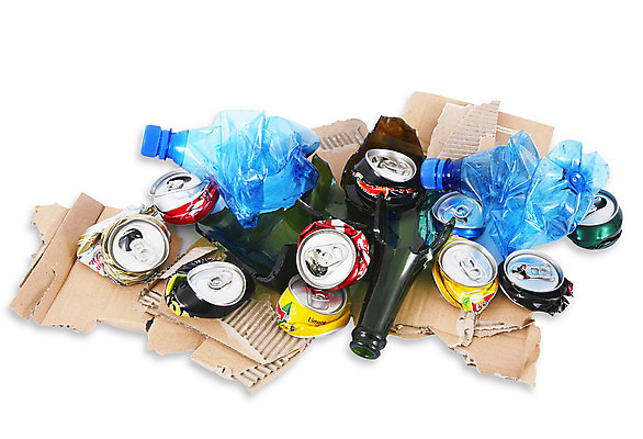 포토 JPG 해외이미지 종이 사람없음 재활용 캔 쓰레기 폐기물 플라스틱 재활용품 찌그러짐 처리 플라스틱병 해외202004 해외포토 컨셉 재질 친환경 병_담는 파일형식