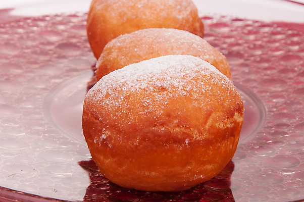 포토 JPG 해외이미지 음식 빵 분홍색 다이어트 탁자 디저트 사람없음 빨간색 컬러풀 갈색 노란색 케이크 초콜릿 얼음 여러개 빵집 튀김 흰색 대접 신선 원형 구멍 도넛 달콤 맛 아침식사 폐기물 설탕 굽기 먹기 뿌리기 속도 칼로리 고립 반투명 페스츄리 해로움 프로스팅 맛있는 해외202004 얼림 해외포토 자연요소 도형 컬러 가구 다수 컨셉 모션 건강 상점 식사 쓰레기 구이 제빵 파일형식