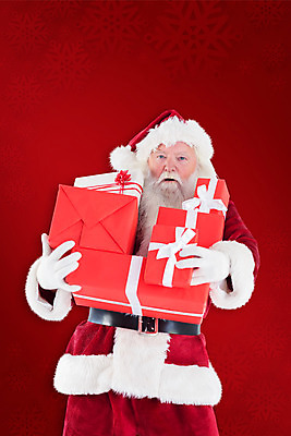 포토 JPG 해외이미지 노년 남자 크리스마스 한명 들기 상반신 앞모습 빨간색 선물상자 산타클로스 노인남자한명만 해외202004 해외포토 1 기념일 뷰포인트 컬러 모션 선물 사람 성인 상자 남자한명만 노인남자만 파일형식