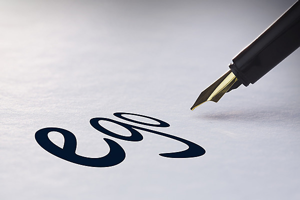 포토 JPG 해외이미지 종이 텍스트 사람없음 단어 만년필 기록 페이지 유아독존 자부심 유행어 해외202004 해외포토 문자 펜 유행 파일형식