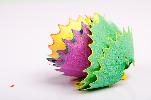 포토 JPG 해외이미지 분홍색 백그라운드 색연필 미술 사람없음 목재 빨간색 초록색 파란색 컬러풀 갈색 노란색 보라색 오브젝트 날카로움 스펙트럼 해외202004 해외포토 나무 컬러 재료 문화예술 학용품 파일형식