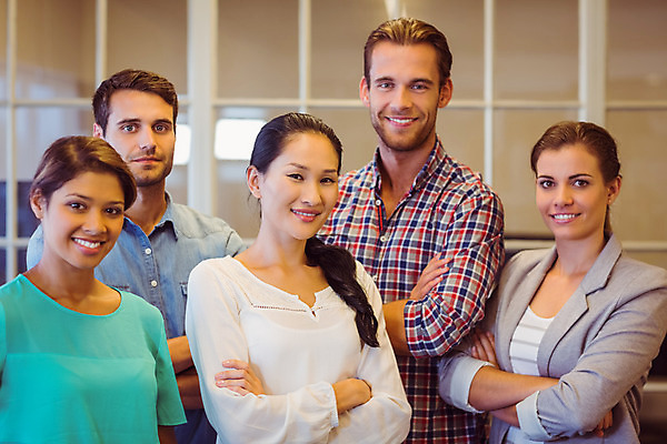 포토 JPG 해외이미지 서양인 외국인 백인 여자 남자 비즈니스 직장 함께함 실내 서기 여러명 20대 성인 사무실 직장인 비즈니스맨 비즈니스우먼 동료 직원 해외202004 해외포토 직업 다수 컨셉 회사 관계 모션 사람 인종 청년 내부 파일형식