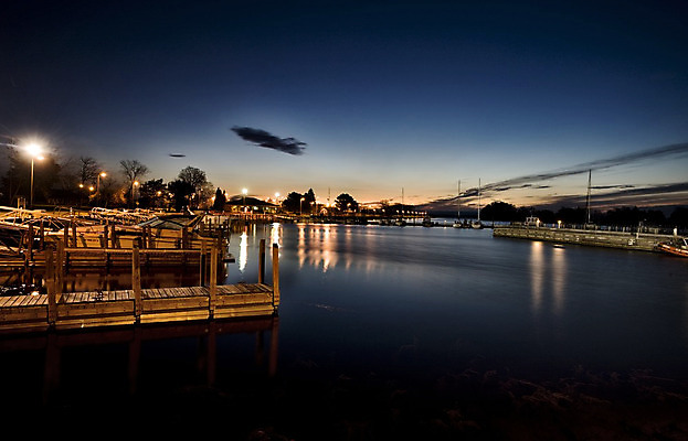 포토 JPG 해외이미지 바다 오렌지 하늘 낚시 항해 풍경 사람없음 여름 파란색 컬러풀 햇빛 태양 반사 평화 일출 항구 일몰 전원 만 보트 저녁 방파제 포트 돛대 나루 줄서기 해외202004 해외포토 자연요소 계절 공공시설 컬러 컨셉 배_교통 과일 교통시설 모션 레저 노을 전기에너지 야간 파일형식