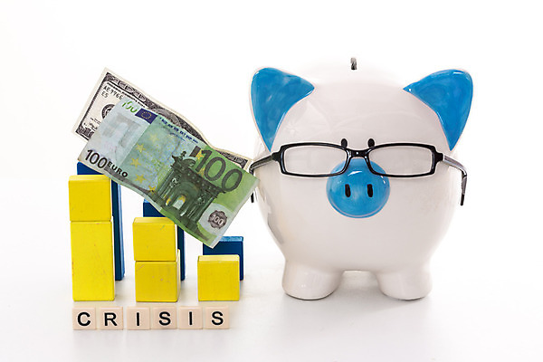 포토 JPG 해외이미지 안경 컨셉 돈 그래프 사람없음 금융 달러 저축 돼지저금통 유로 흰배경 경제불황 해외202004 해외포토 잡화 백그라운드 경제 저금통 흰색 재산 불황 파일형식