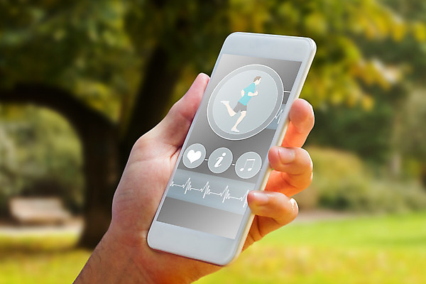 포토 JPG 해외이미지 나무 백인 손 공원 남자 길 잎 자연 기술 한명 들기 20대 신체부위 스마트폰 달리기 조깅 운동 디지털 스크린 터치 잡기 어플리케이션 인터페이스 성인남자한명만 해외202004 해외포토 서양인 식물 1 공공시설 모션 건강 사람 청년 핸드폰 스마트기기 생태계 남자한명만 성인남자만 파일형식