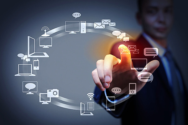 포토 JPG 해외이미지 손 과학 백그라운드 컨셉 인터넷 비즈니스 열쇠 미래 새로움 기술 한명 파란색 컴퓨터 디지털 스크린 모니터 터치 키보드 고급 선택 연결 사이버 스마트 하이테크 방송 언론 클릭 네비게이션 세대 멀티미디어 혁명 인터페이스 입력 터치스크린 가상 사용자 현실 획기적 효과 해외202004 해외포토 1 컬러 사람 신체부위 전자제품 파일형식