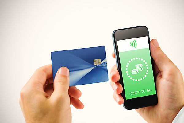 포토 JPG 해외이미지 백인 손 남자 인터넷 한명 들기 근접촬영 20대 신체부위 스마트폰 쇼핑 디지털 스크린 회색 터치 잡기 신용카드 온라인쇼핑 온라인 전자상거래 체크카드 성인남자한명만 해외202004 해외포토 서양인 1 뷰포인트 컬러 모션 사람 청년 금융 핸드폰 스마트기기 남자한명만 성인남자만 파일형식