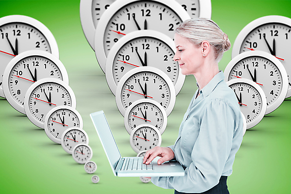 포토 JPG 해외이미지 백인 여자 시계 40대 중년 비즈니스 한명 성인 컴퓨터그래픽 초록색 노트북 디지털 타이핑 시간 비즈니스우먼 스마트 집중 비네팅 마감 심각 카운트다운 스타일 성인여자한명만 해외202004 해외포토 서양인 1 컬러 컨셉 촬영기법 사람 그래픽 전자제품 직장인 여자한명만 성인여자만 파일형식