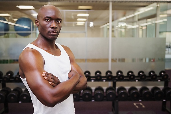 포토 JPG 해외이미지 서양인 외국인 라이프스타일 웰빙 응시 남자 무기 포즈 근육 실내 건강 한명 서기 성인 30대 운동 섹시 팔짱 검은색 힘 헬스장 조끼 보디빌딩 보디빌더 체육관 근육질 대머리 성인남자한명만 크로스핏 해외202004 해외포토 1 헤어스타일 시선 컬러 컨셉 모션 사람 인종 내부 생활 장년 헬스 외투 몸매 남자한명만 성인남자만 파일형식