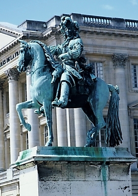 포토 JPG 유럽 외국문화 미술 사람없음 동상 조각상 세계문화유산 프랑스 작품 파리_프랑스 프랑스문화 기마상 베르사유궁전 국내포토 나라 문화 문화예술 조형물 궁전 문화재 기념물 유럽문화 파일형식