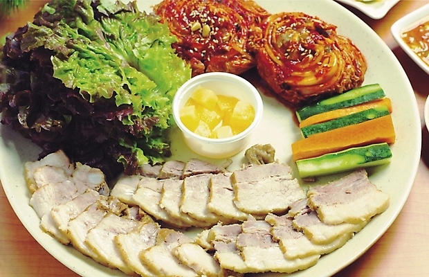 포토 JPG 스튜디오촬영 한식 음식 한국 돼지고기 사람없음 보쌈 보쌈정식 국내포토 아시아 실내 육류 정식 파일형식