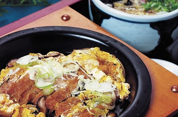 포토 JPG 스튜디오촬영 음식 밥 사람없음 덮밥 가쯔돈 일본음식 국내포토 실내 파일형식