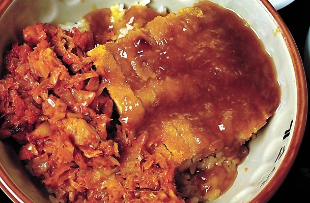 포토 JPG 스튜디오촬영 음식 밥 근접촬영 사람없음 덮밥 가쯔돈 김치가쯔돈 일본음식 국내포토 뷰포인트 실내 파일형식