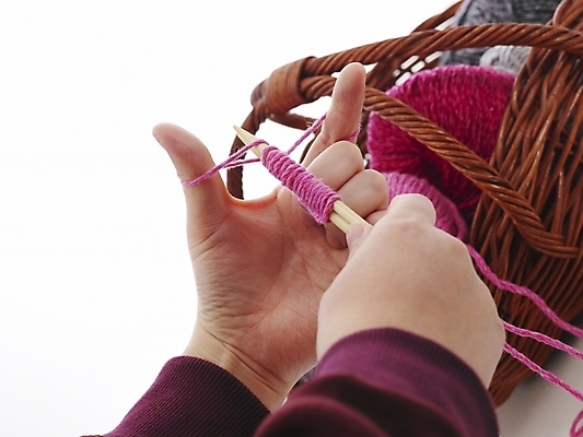 포토 JPG 손 생활용품 신체부위 바늘 뜨개질 털실 오브젝트 국내포토 사람 취미 도구 실 파일형식