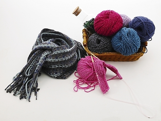 포토 JPG 생활용품 사람없음 바구니 바늘 뜨개질 털실 오브젝트 털목도리 국내포토 취미 목도리 도구 실 파일형식