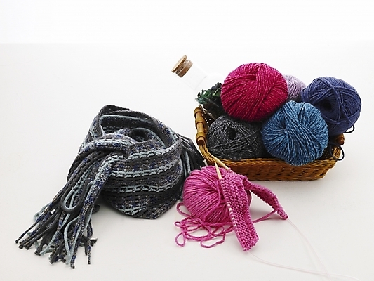 포토 JPG 생활용품 사람없음 바구니 바늘 뜨개질 털실 오브젝트 털목도리 국내포토 취미 목도리 도구 실 파일형식