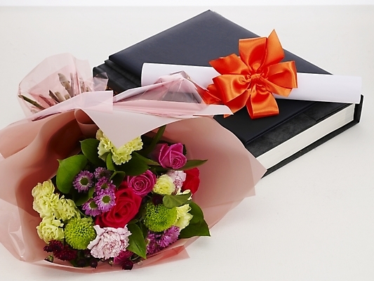 포토 JPG 교육 리본 꽃다발 졸업 사람없음 장식 졸업장 오브젝트 졸업앨범 국내포토 꽃 앨범 파일형식