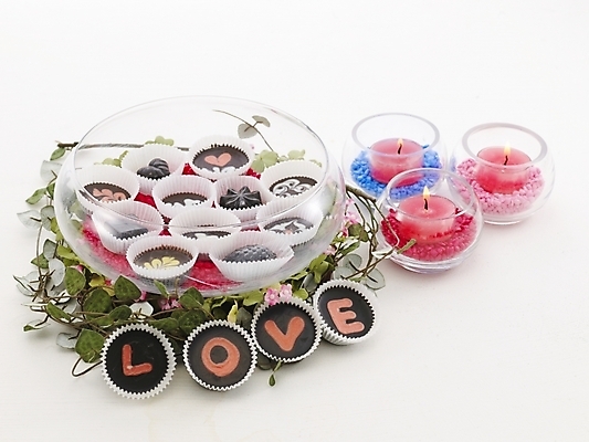 포토 JPG 기념일 꽃 음식 포장 초 촛불 디저트 발렌타인데이 선물 사람없음 초콜릿 국내포토 식물 데이이벤트 이벤트 파일형식