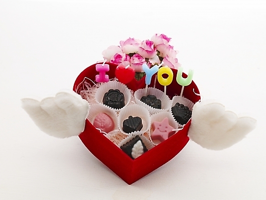 포토 JPG 기념일 꽃 음식 날개 포장 초 디저트 발렌타인데이 선물 누끼 사람없음 장미 초콜릿 하트 국내포토 모양 식물 데이이벤트 이벤트 파일형식