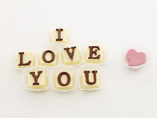 포토 JPG 문자 기호 알파벳 기념일 음식 포장 디저트 발렌타인데이 사랑 누끼 사람없음 초콜릿 국내포토 영어 감정 데이이벤트 이벤트 파일형식