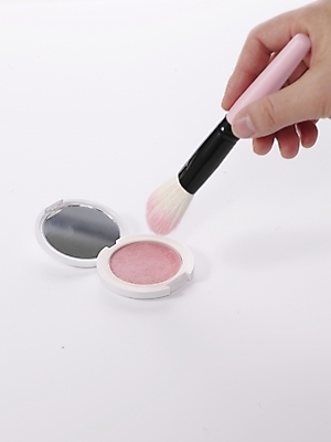 포토 JPG 손 손짓 신체부위 뷰티 화장품 붓 미용용품 볼터치 국내포토 모션 사람 화장 오브젝트 파일형식