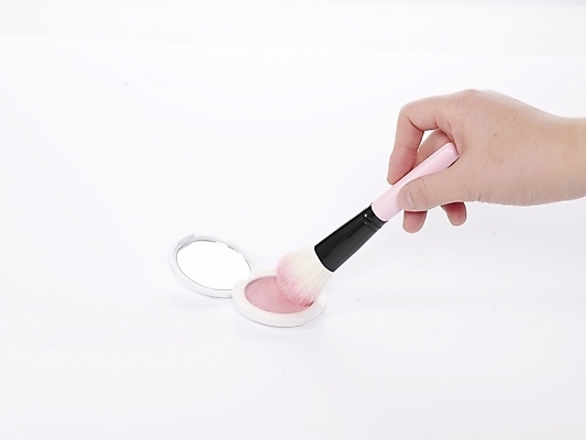 포토 JPG 손 손짓 신체부위 뷰티 화장품 붓 미용용품 볼터치 국내포토 모션 사람 화장 오브젝트 파일형식