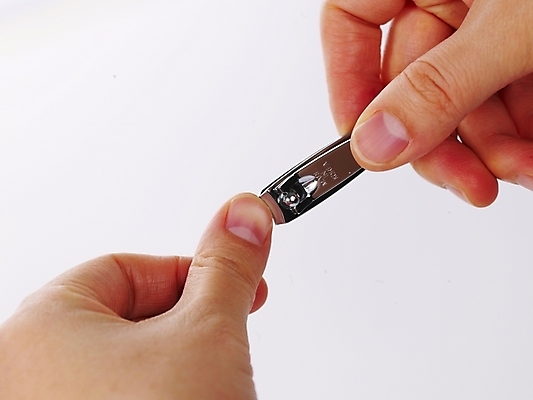 포토 JPG 손 관리 손짓 신체부위 뷰티 미용용품 네일용품 손톱깎이 국내포토 모션 사람 오브젝트 파일형식